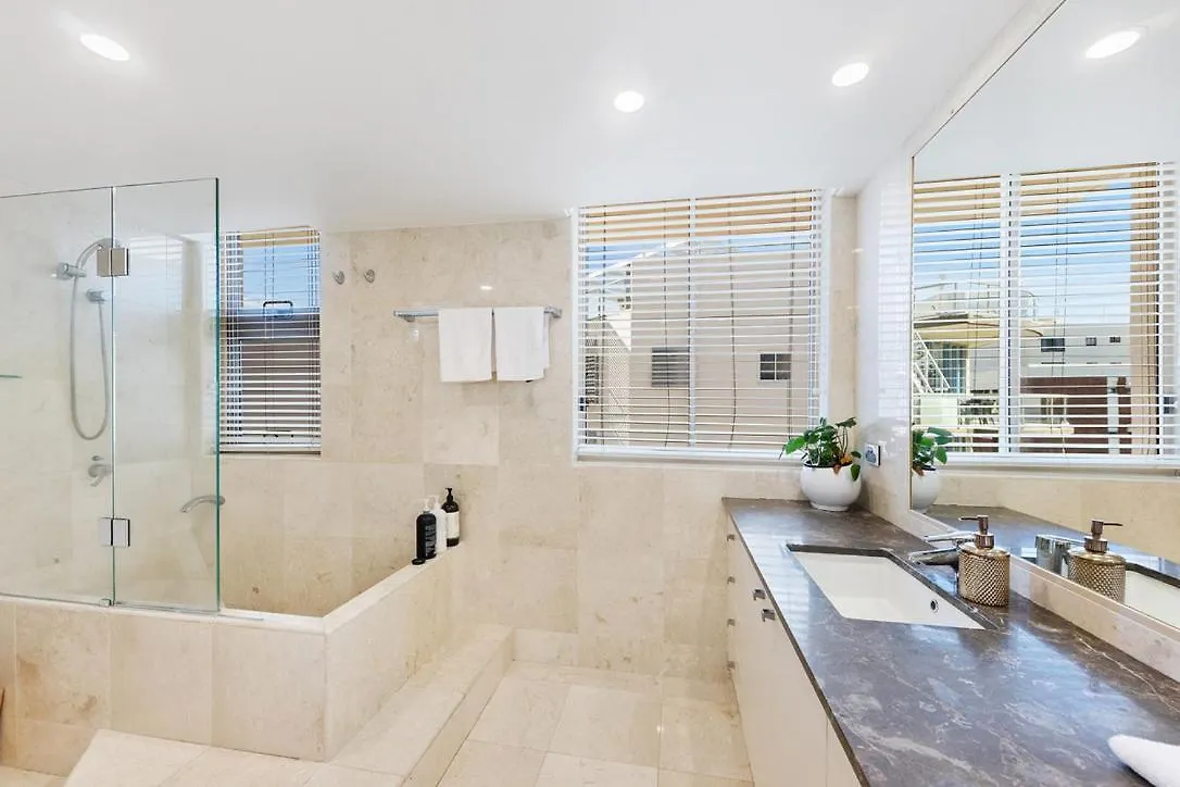 2 Bedroom Penthouse Kirra Point No.19 Gold Coast Australia