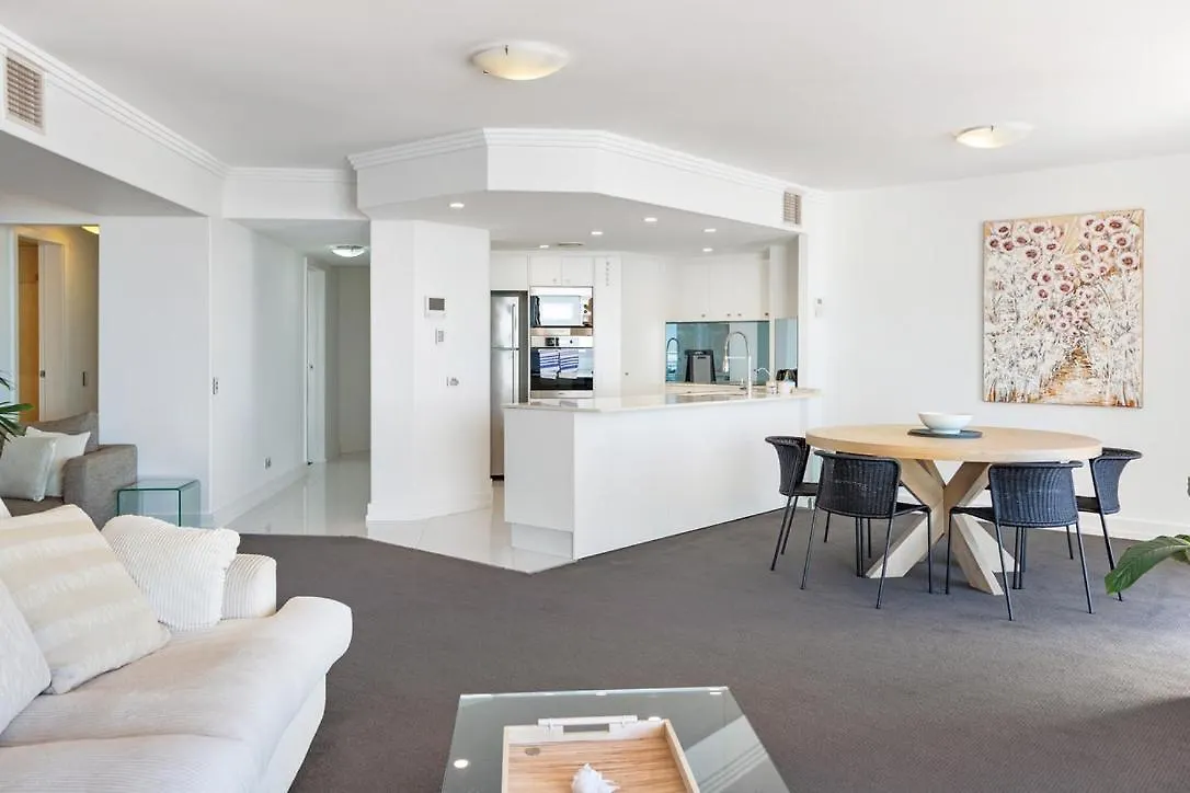 2 Bedroom Penthouse Kirra Point No.19 Gold Coast 0*,